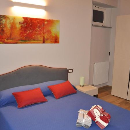 Apartamento Sotto La Torre Costigliole d'Asti Exterior foto